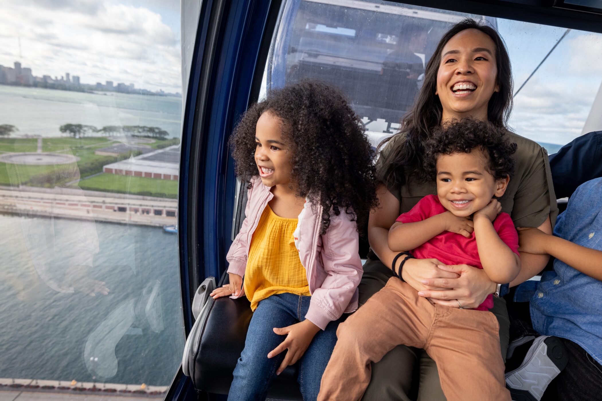 Know-Before-You-Go Travel Guide: Navy Pier