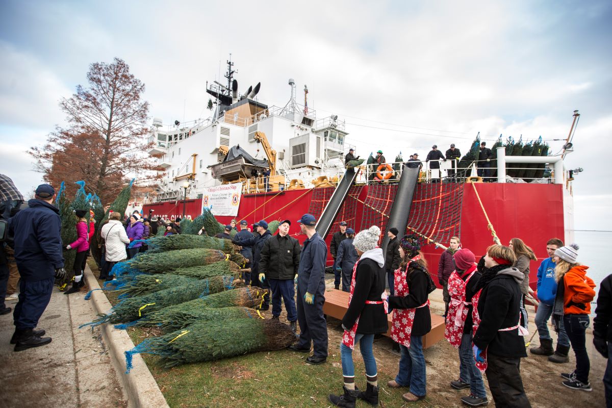 Chicago’s Christmas Tree Ship Ceremony